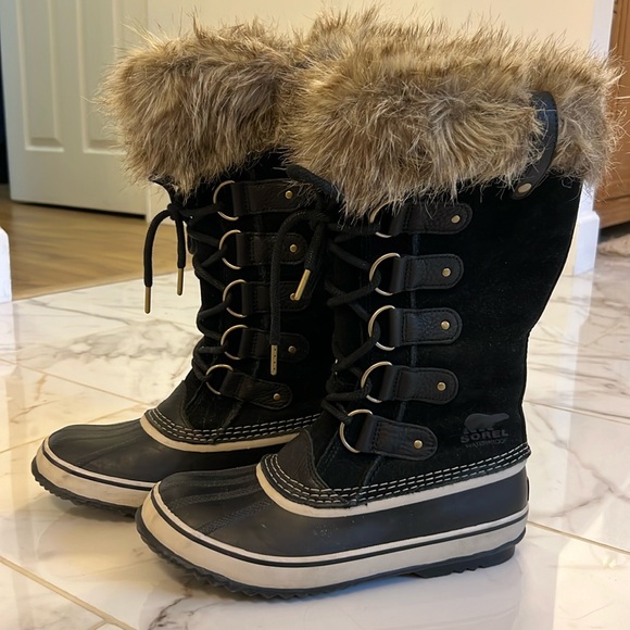 Sorel Joan Of Arctic Waterproof Boot - Picture 2 of 6